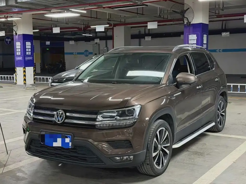 Volkswagen Tharu
