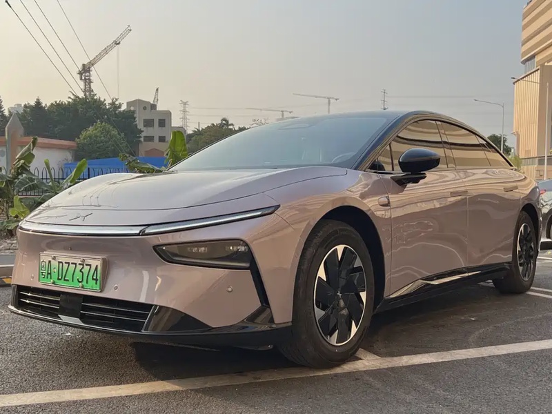 XPeng P7