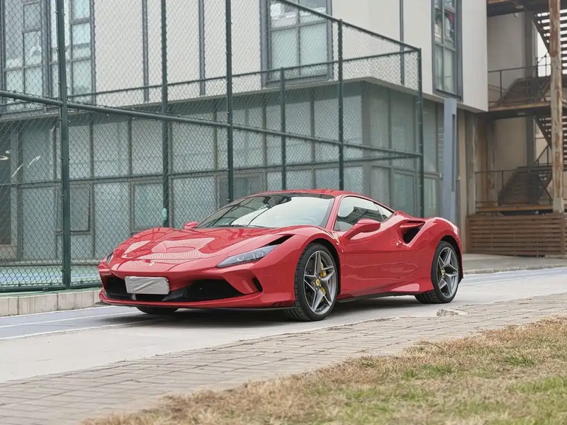 Ferrari F8