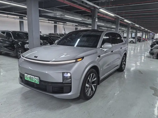 Li Auto L8 2023