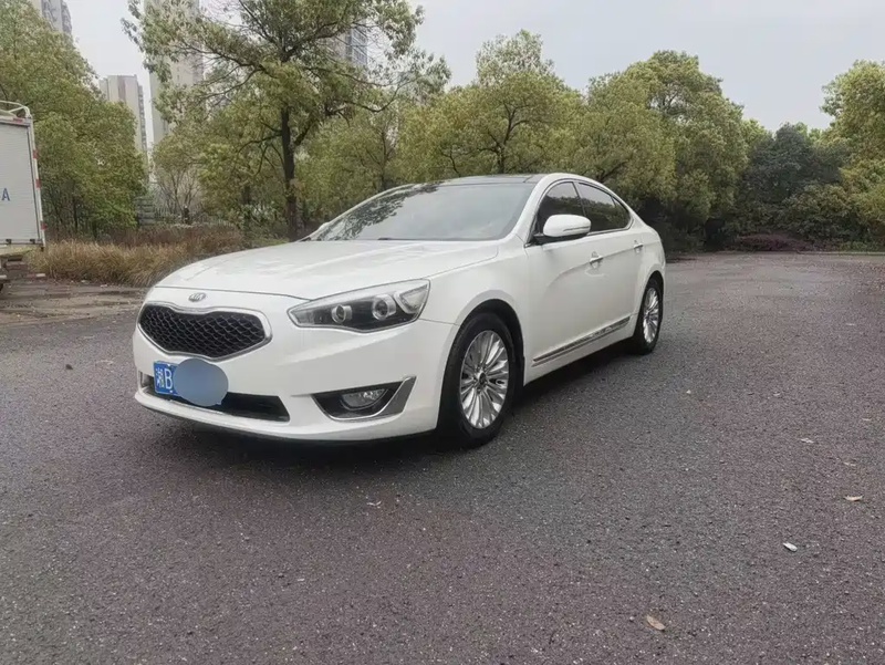 Kia Cadenza