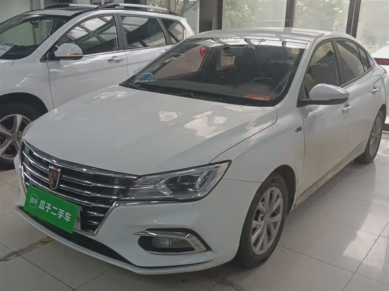 Roewe i5