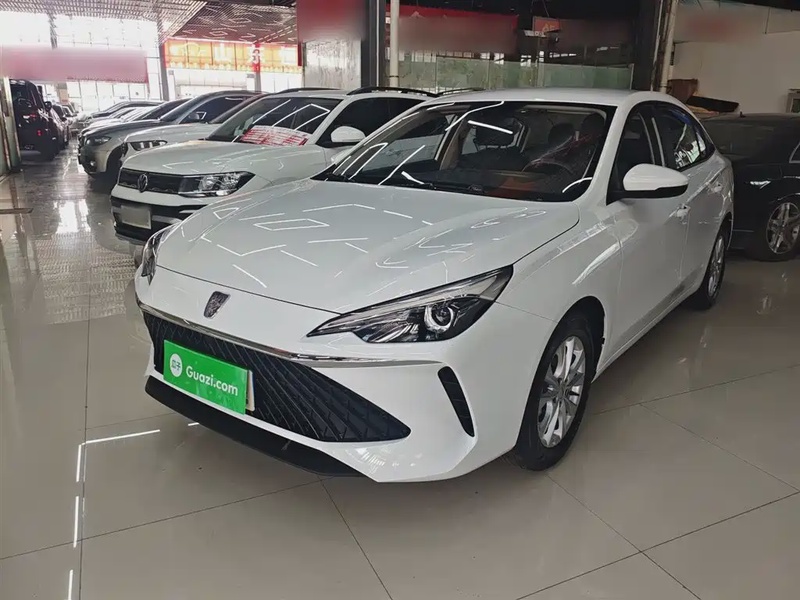 Roewe i5