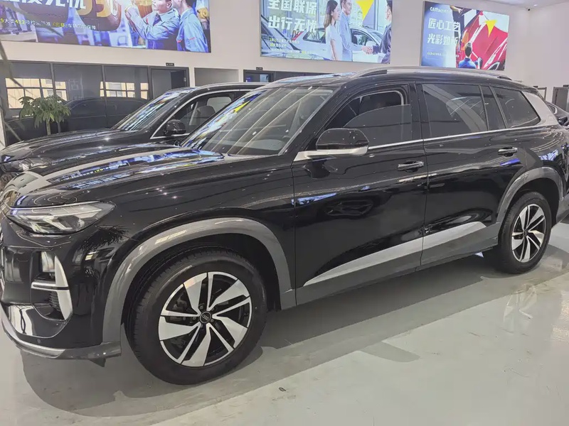 Audi Q6