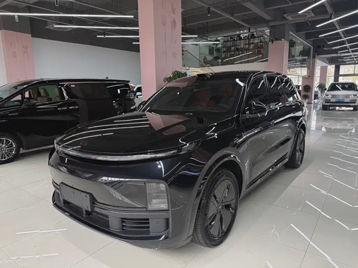 Li Auto L8 2025