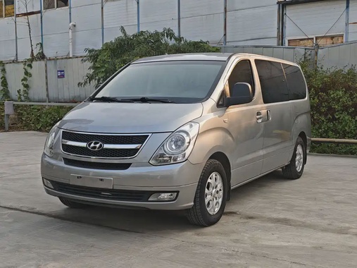Hyundai H-1 2015
