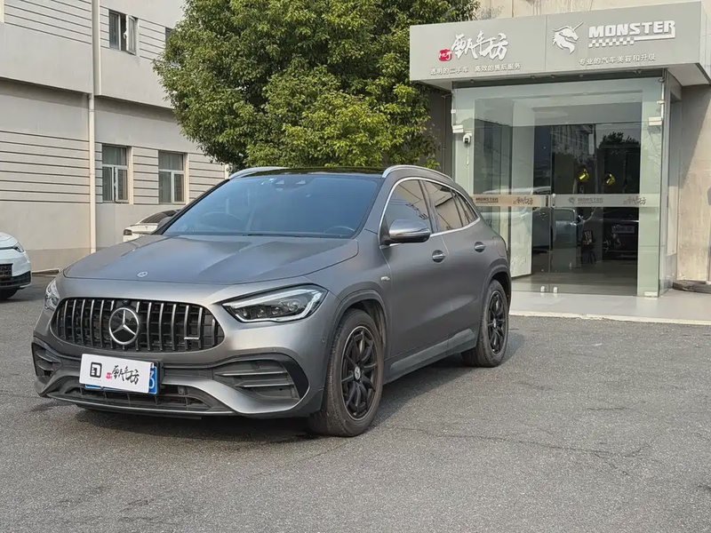 Mercedes-Benz GLA-Class