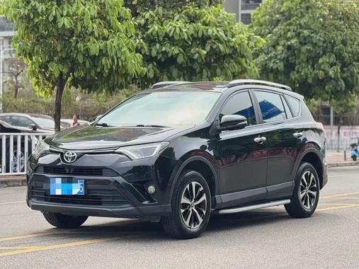 Toyota RAV4 2017