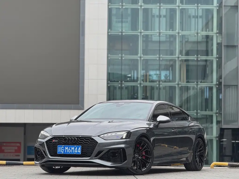 Audi RS5