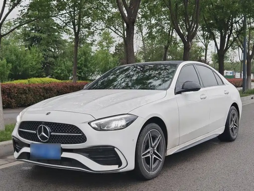 Mercedes-Benz C-Class 2024