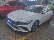 Hyundai Elantra 2025