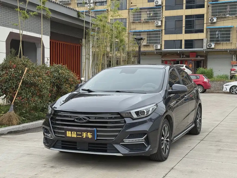 Chery Arrizo 5