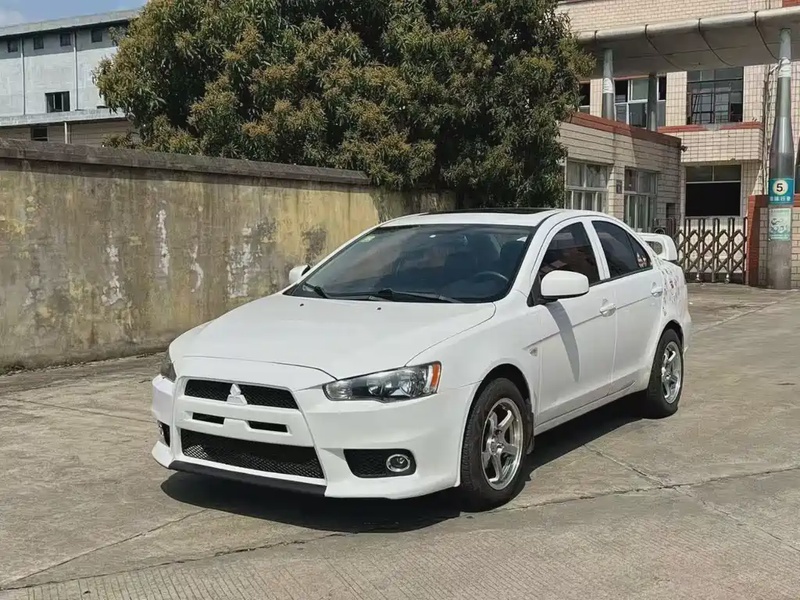 Mitsubishi Lancer EX
