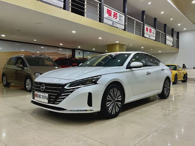 Nissan Teana