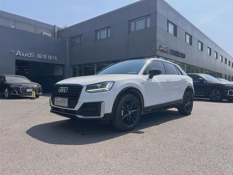 Audi Q2