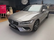 Volvo S60 2022
