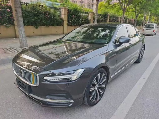 Volvo S90 2023