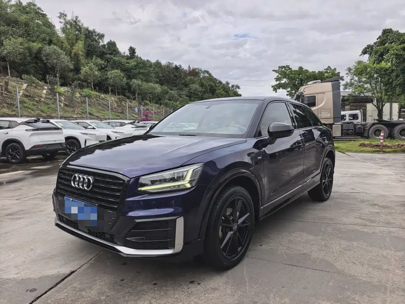 Audi Q2