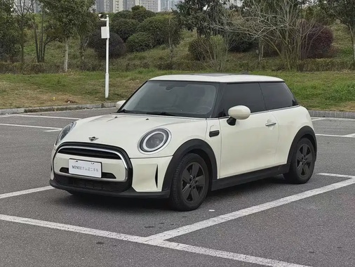 MINI Other 2022