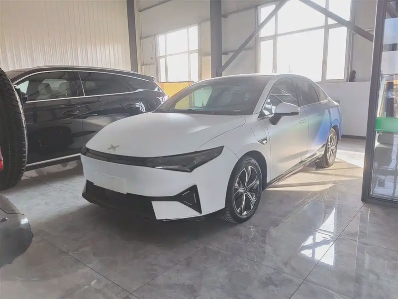 XPeng P5