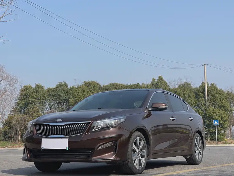 Kia K4