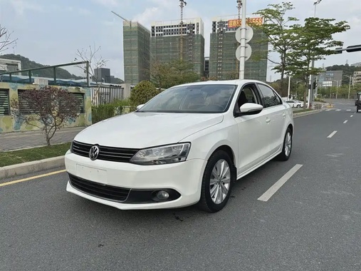 Volkswagen Sagitar 2014