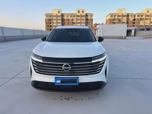 Nissan Teramont 2024