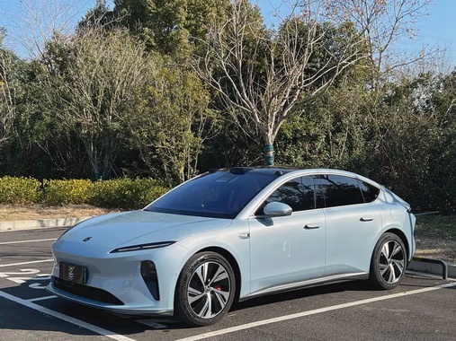 NIO ET5 2022
