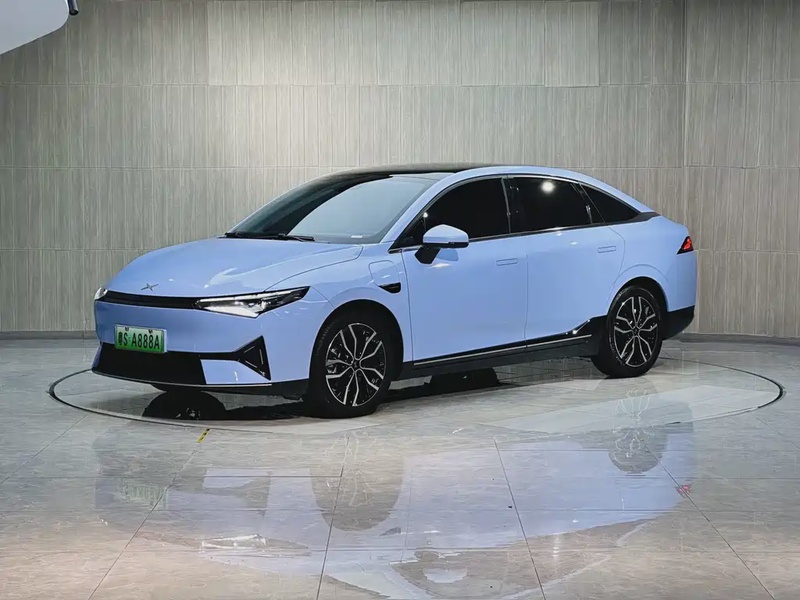 XPeng P5