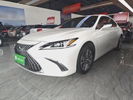 Lexus ES 2023