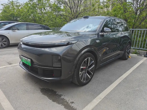 Li Auto L9 2025