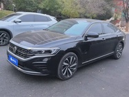 Volkswagen Passat 2022