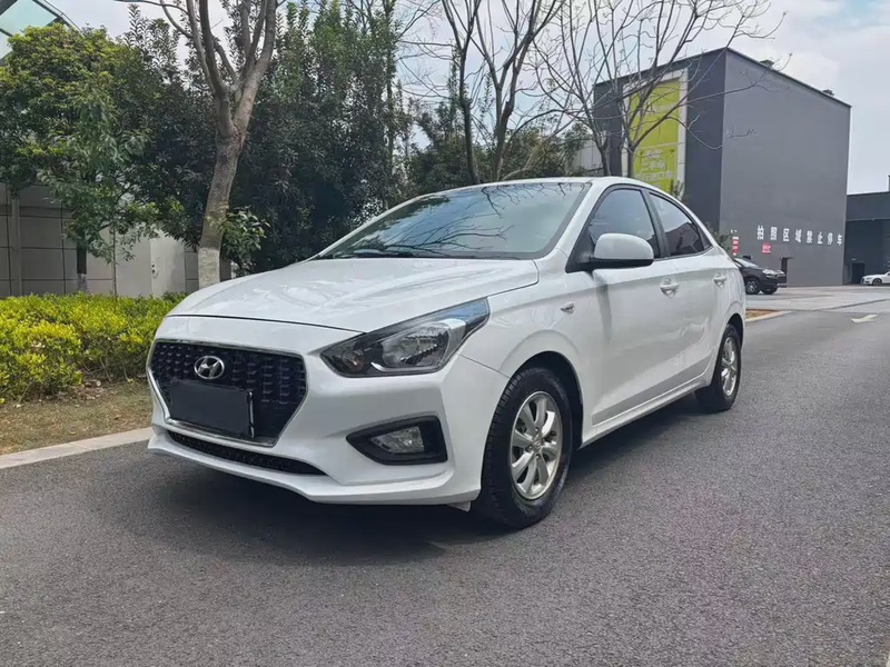 Hyundai Verna