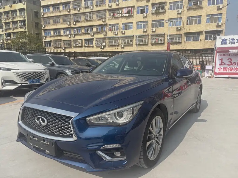 Infiniti Q50