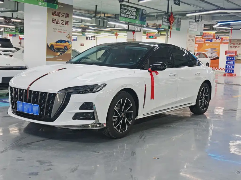Hongqi H6