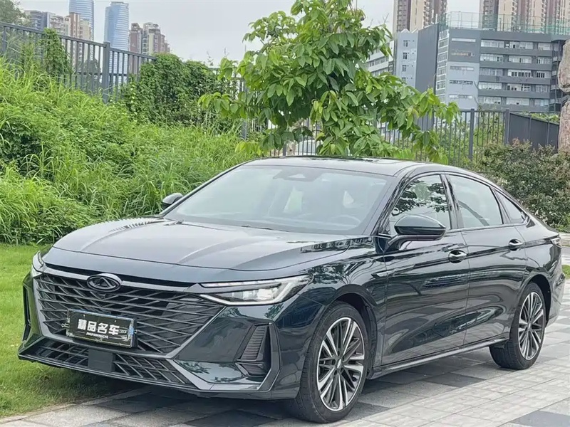 Chery Arrizo 8