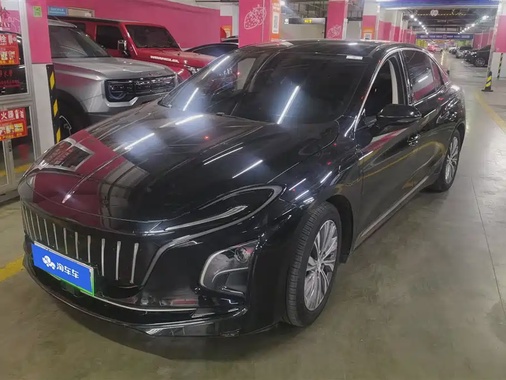Hongqi E-QM5 2023