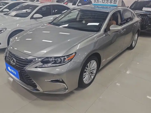 Lexus ES 2017