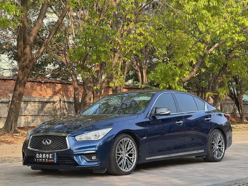 Infiniti Q50