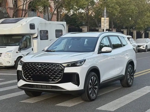 Chery Tiggo 8 PLUS 2025