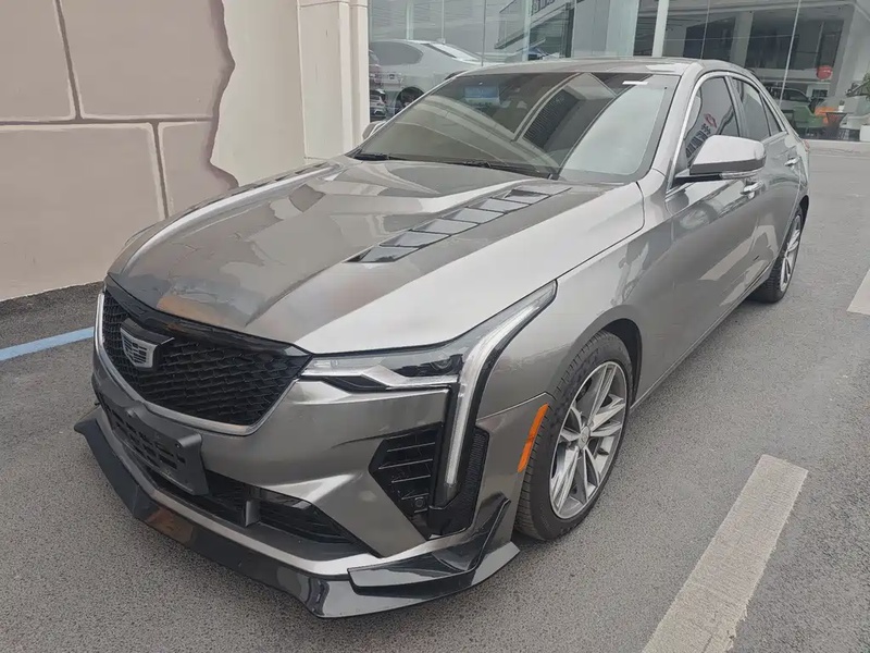 Cadillac CT4