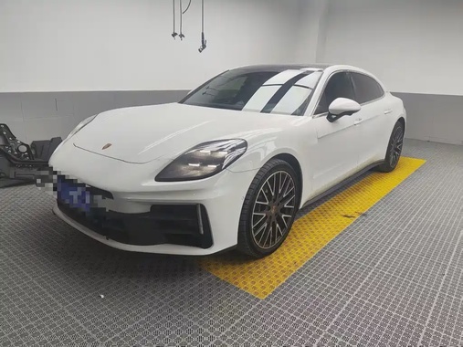 Porsche Panamera 2025