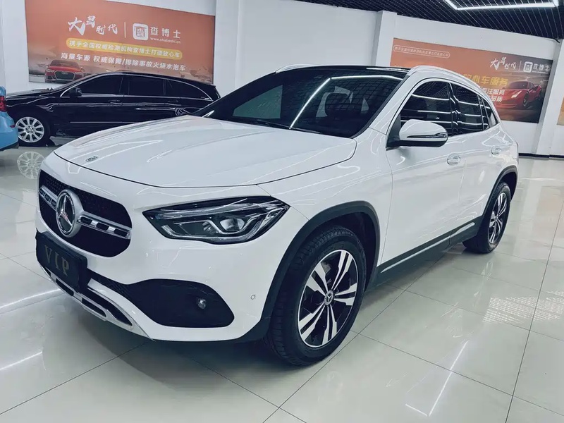 Mercedes-Benz GLA-Class