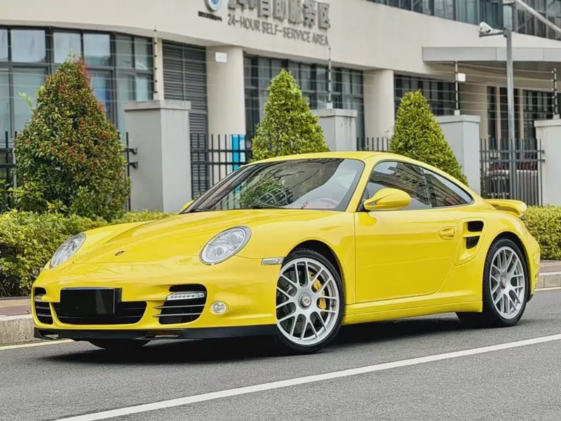 Porsche 911