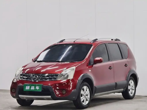 Nissan Livina 2012