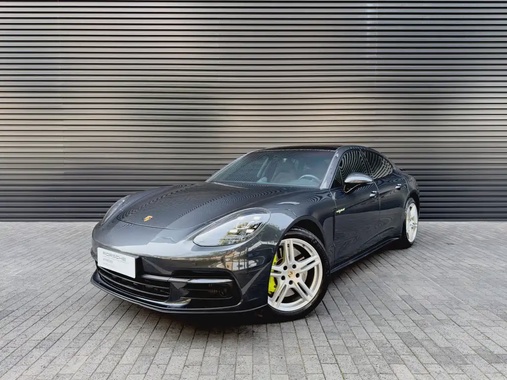 Porsche Panamera 2019