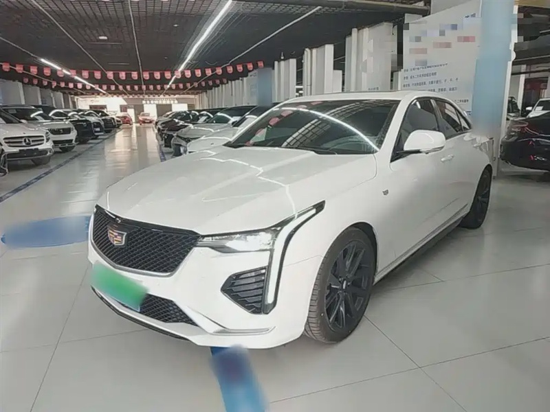 Cadillac CT4
