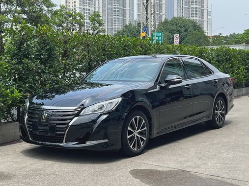 Toyota Crown 2019