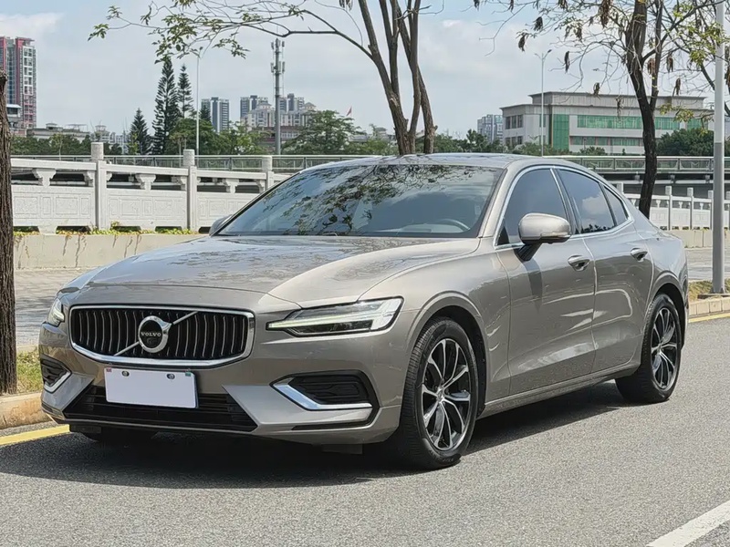 Volvo S60