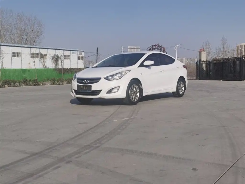 Hyundai Elantra